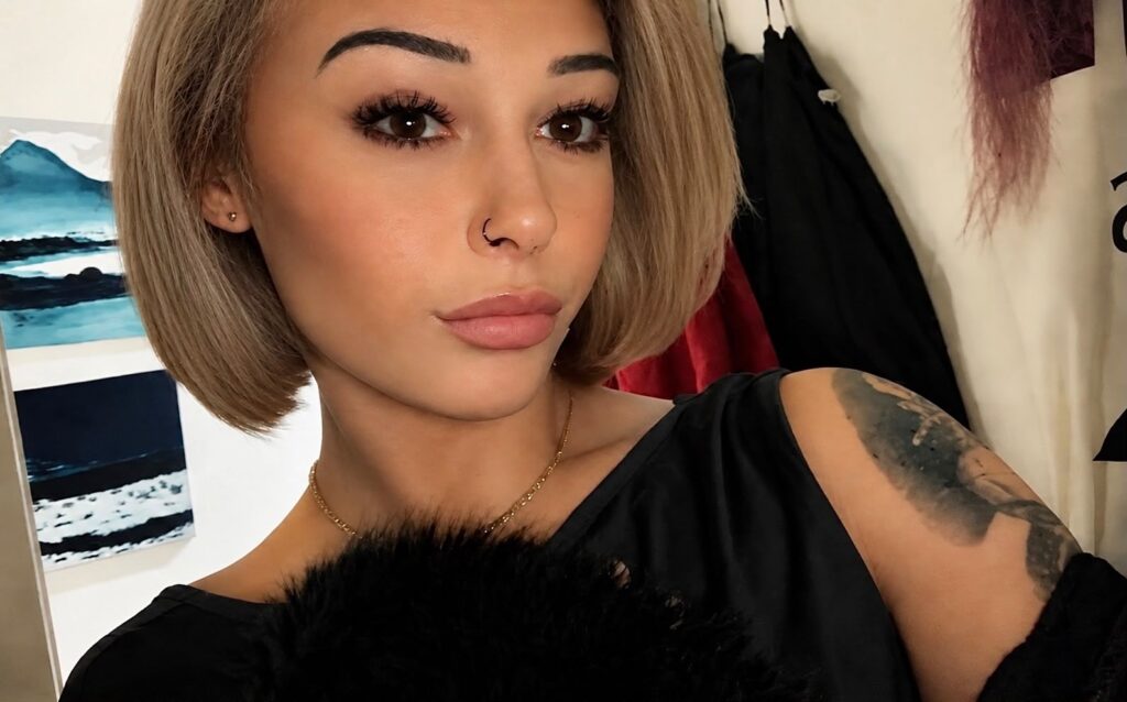 Roxie, Perth escort