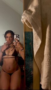 Tinks, Brisbane escort — portrait