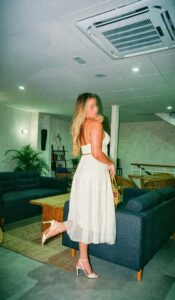 Elena, Bunbury escort — portrait