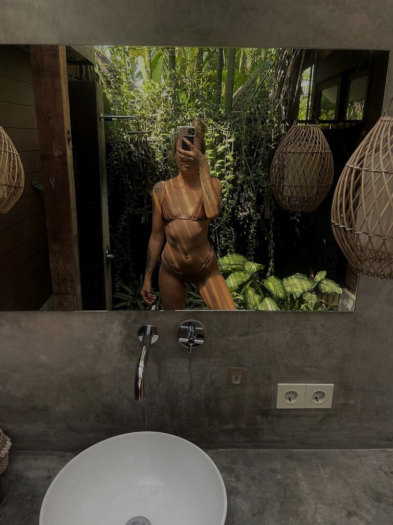 Isabel, Gold Coast escort